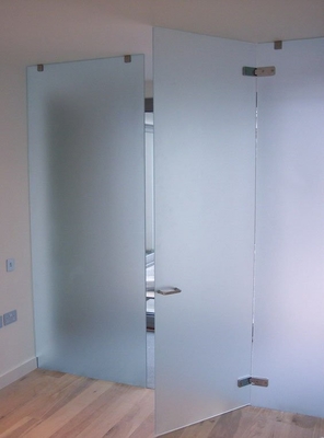 China Customized Frosted Tempered Glass Door For Meeting Room High Strength supplier